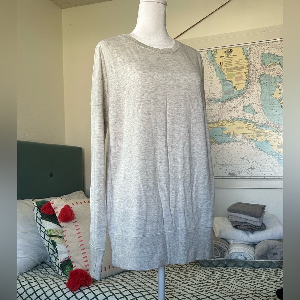 ATHLETA SWEATSHIRT